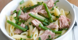 Rigatoni mit Thunfisch und Bohnen